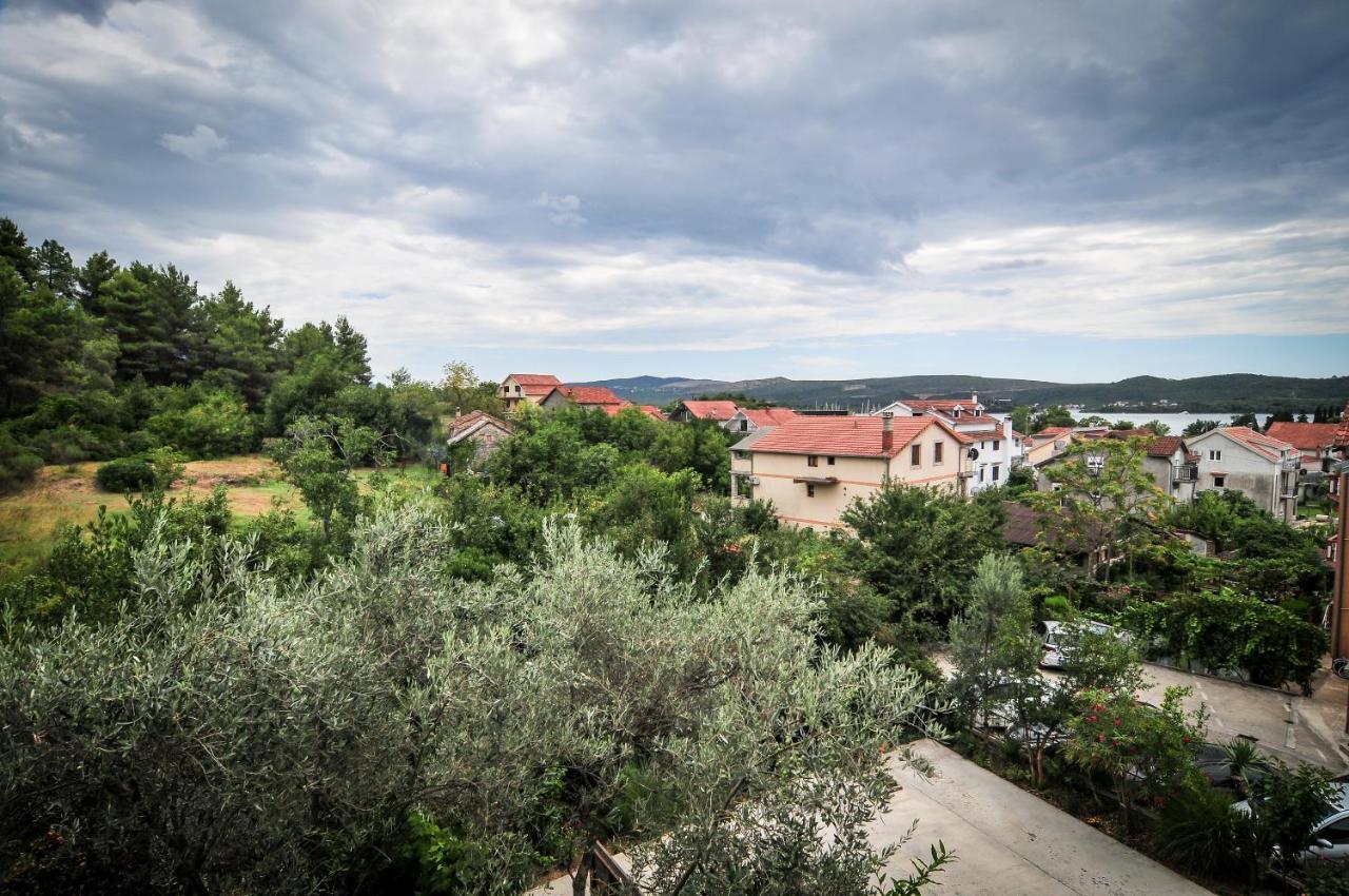 Milosavljevic Apartments Tivat Exterior foto