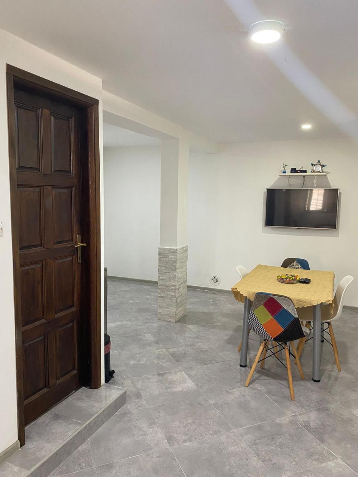 Milosavljevic Apartments Tivat Exterior foto